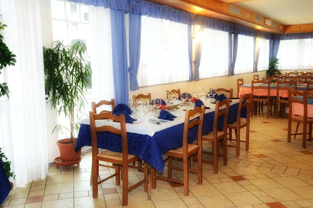 Hotel Santoni 3*