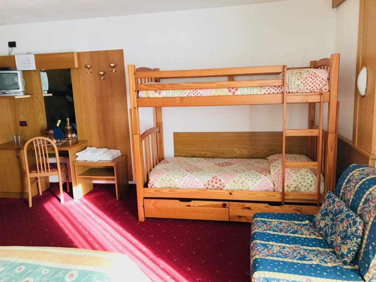 Hotel Santoni